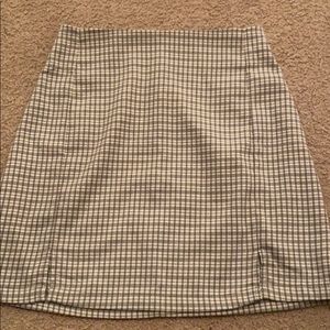 Brandy Melville plaid skirt never worn